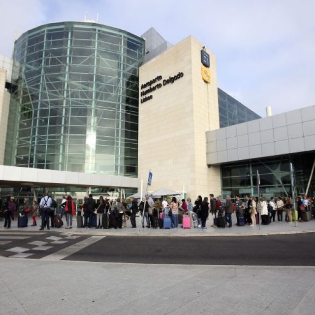 Locais de paragem no Aeroporto de Lisboa destinados a veículos TVDE – ACTUALIZAÇÃO