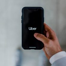 Uber perde licença para circular em Londres