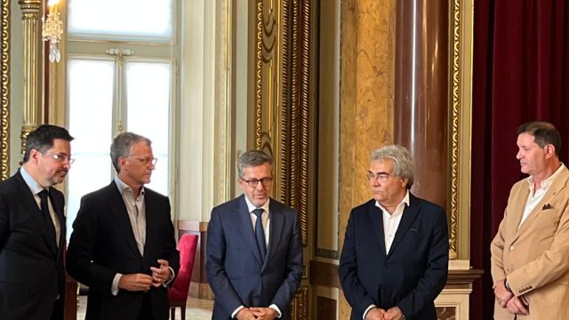 ANTRAL assina protocolo para o funcionamento da praça de táxis do Aeroporto de Lisboa
